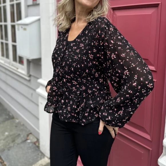 Aritzia Little Moon Blouse Lunaria Coquette Whimsical Boho S - Picture 1 of 15
